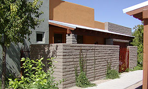 Tucson Artisan home and courtyard.